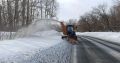 Дорожные службы продолжают уборку снега на улицах города Кемерово