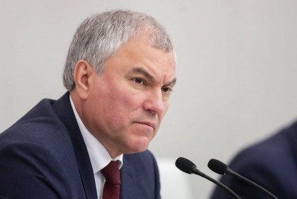 Володин требует законодательно запретить завышение цен на строительные проекты
