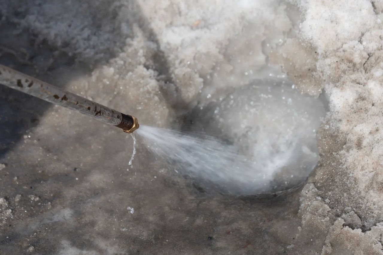 В Кемерове продолжают готовить городскую коммунальную инфраструктуру к сезону активного таяния снега В Кемерове продолжают готовить городскую коммунальную инфраструктуру к сезону активного таяния снега