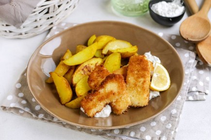 Вкусные наггетсы из белой рыбы с картофелем по-деревенски