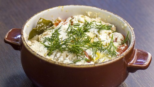 Пельмени в горшочках: простой и сытный ужин для всей семьи