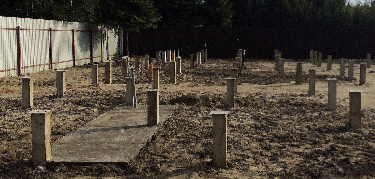 Как правильно обвязать свайный фундамент: важные аспекты и рекомендации