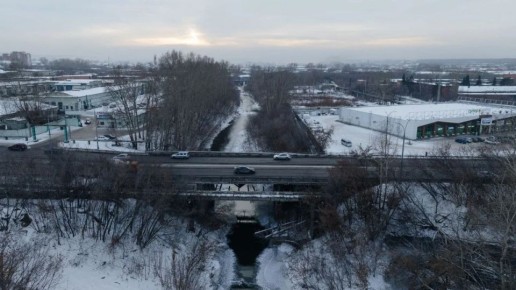 В Кемерове подвели итоги открытого аукциона на поиск подрядчика, который капитально отремонтирует в 2026-2027 году мост через Искитимку по улице Автозаводской