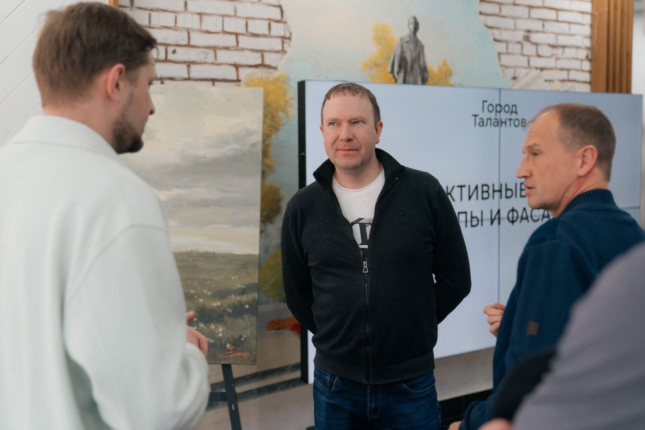 Дмитрий Анисимов: На выходных остался под большим впечатлением от защиты проектов в рамках интенсива «Интерактивные фасады и входные группы» Дмитрий Анисимов: На выходных остался под большим впечатлением от защиты проектов в рамках интенсива «Интерактивные фасады и входные группы»