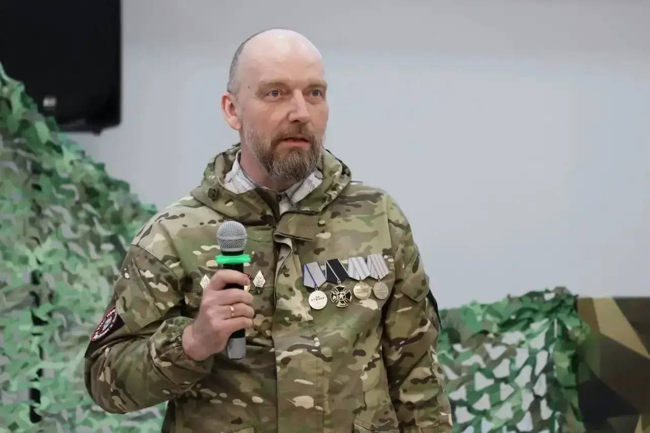 Илья Середюк: Виталий Кнаус в 2022 году работал на заводе «Евразтехника», заочно получал второе высшее образование в СибГИУ