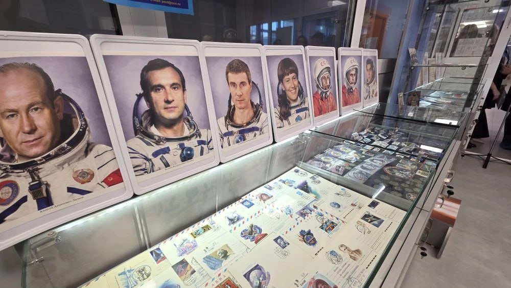 В кемеровском лицее №23 открылся музей космонавтики В кемеровском лицее №23 открылся музей космонавтики