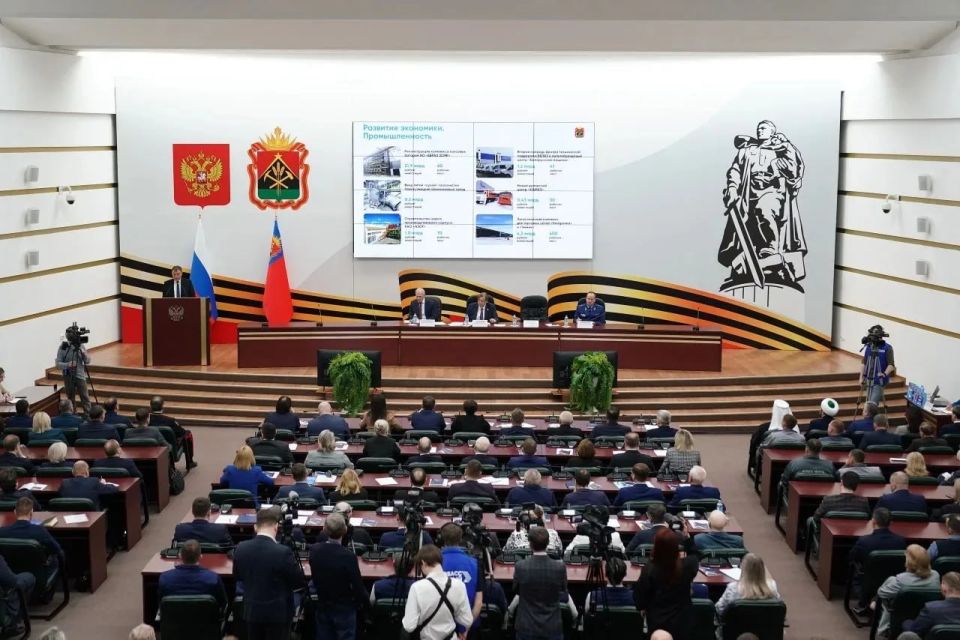 ���������� ����������� ������� ���� ������� ���������� ��������� ����� � ������ ������������� ������� �� 35-� ��������� ���������� ��������, ������� ���������� �������