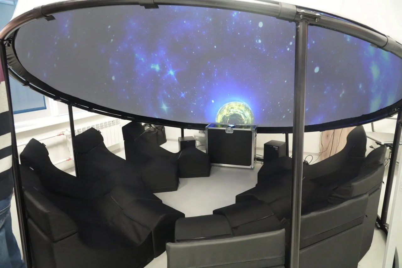 В кемеровском лицее №23 открылся музей космонавтики В кемеровском лицее №23 открылся музей космонавтики