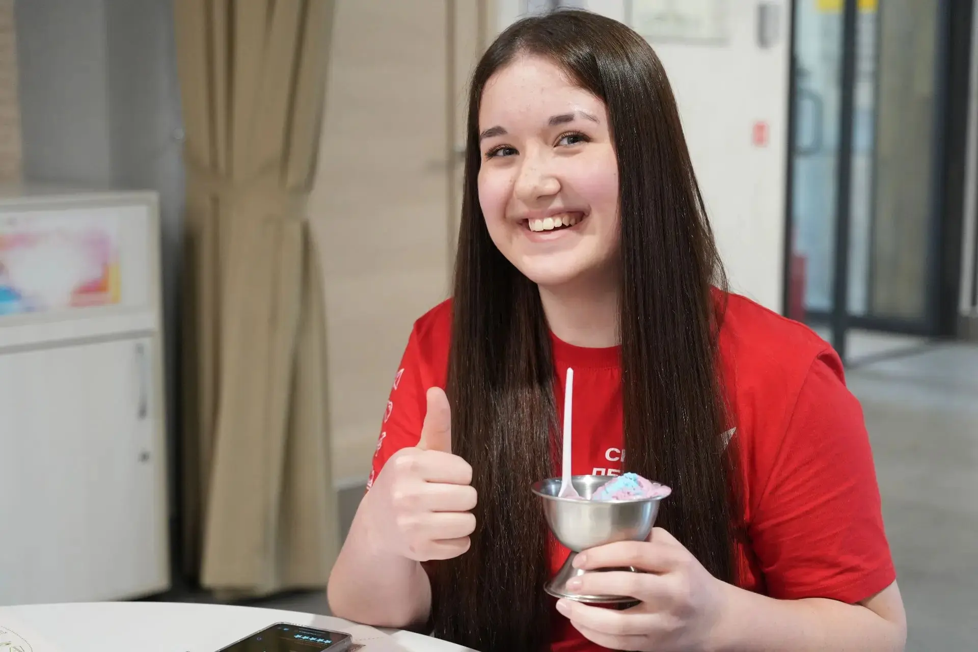 Дмитрий Анисимов: Вот так будут выглядеть креманки для мороженого в кафе, которое откроем этим летом в самолёте "Антошка" Дмитрий Анисимов: Вот так будут выглядеть креманки для мороженого в кафе, которое откроем этим летом в самолёте "Антошка"