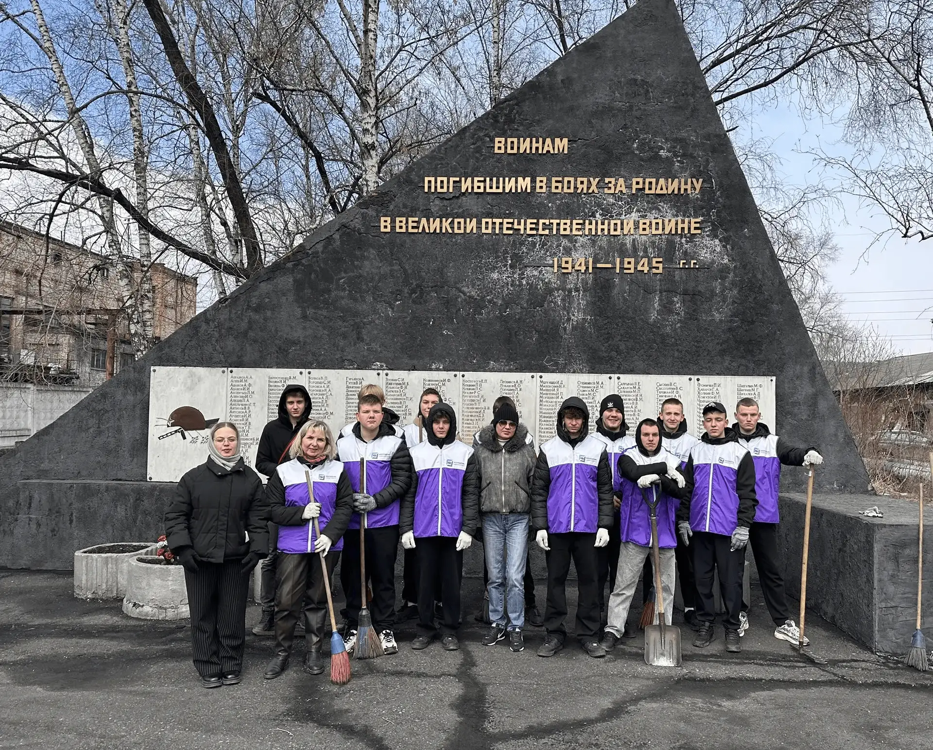 Их наградили в разгар войны Их наградили в разгар войны
