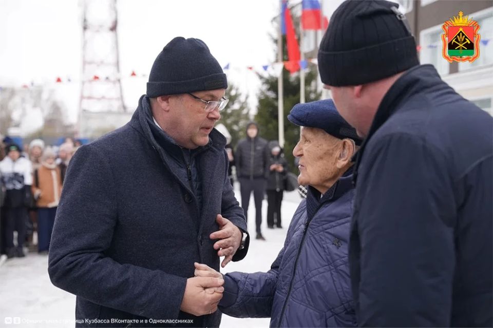 ���� ������� ��������� ����� �������� �������� �������� �� 100-������ �������