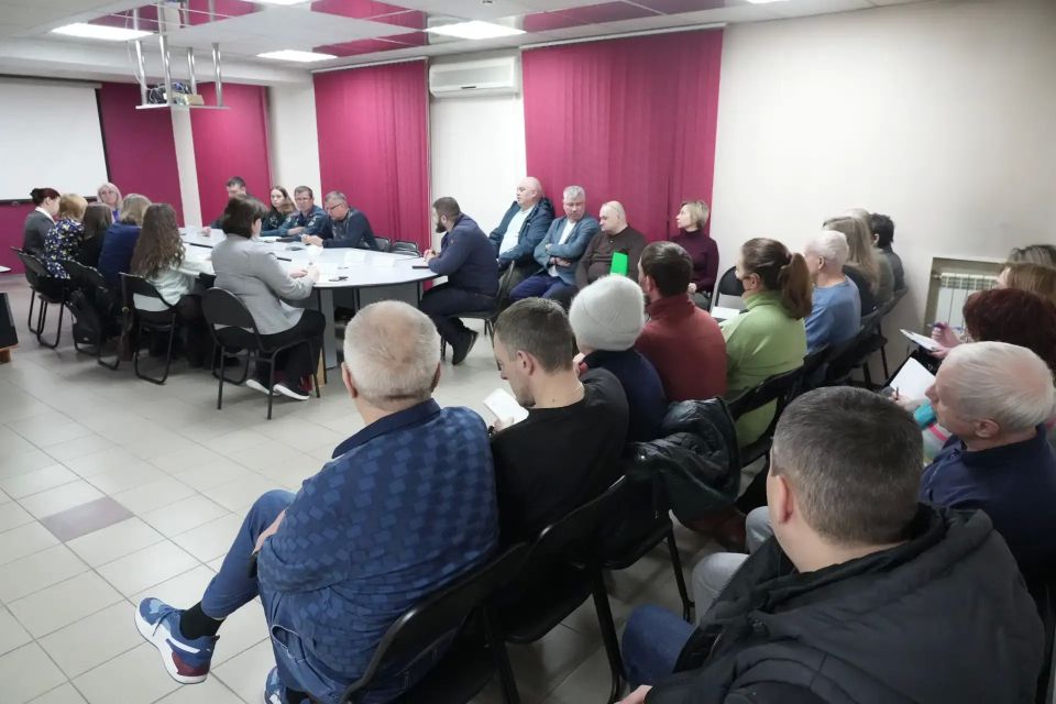 ����� ������� ������� ������ � ������������� �������� ���������� ��������� ������� � �������������� ������������� �����������