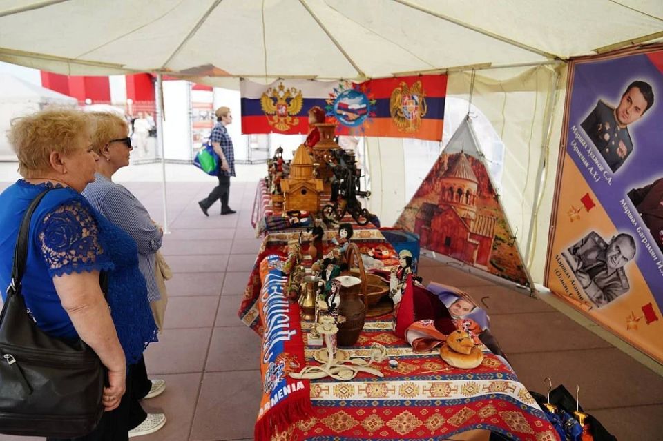 9 мая на Московской площади будут работать около 40 патриотических локаций, выставок, активностей 9 мая на Московской площади будут работать около 40 патриотических локаций, выставок, активностей