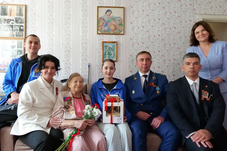 Торты Победы приготовили сегодня для ветеранов в Кемерове Торты Победы приготовили сегодня для ветеранов в Кемерове