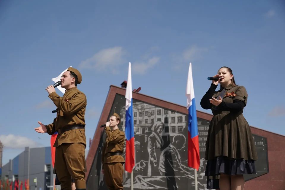 Память тружеников тыла почтили сегодня в парке Победы им. Г.К. Жукова Память тружеников тыла почтили сегодня в парке Победы им. Г.К. Жукова