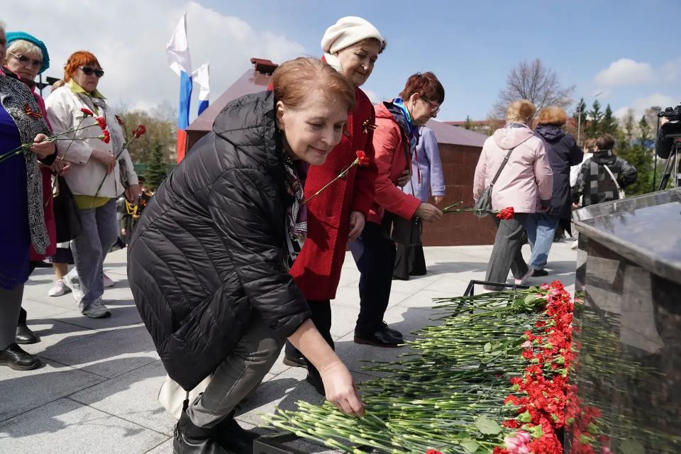 Память тружеников тыла почтили сегодня в парке Победы им. Г.К. Жукова Память тружеников тыла почтили сегодня в парке Победы им. Г.К. Жукова