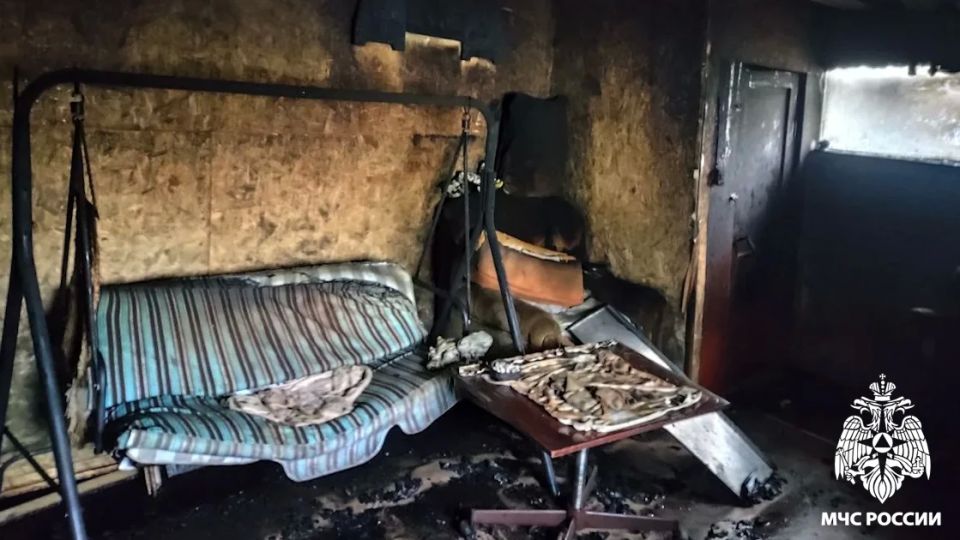 На пожаре в Юрге спасены 5 человек На пожаре в Юрге спасены 5 человек