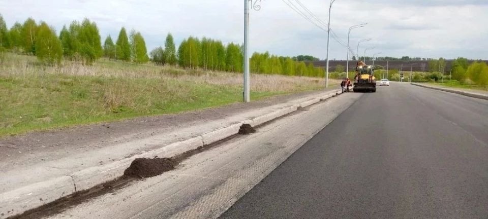 В Новокузнецке продолжаются работы по обновлению дорожного покрытия в рамках национального проекта «Инфраструктура для жизни» В Новокузнецке продолжаются работы по обновлению дорожного покрытия в рамках национального проекта «Инфраструктура для жизни»