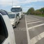 Водители жалуются на многокилометровые пробки на трассе Кемерово - Мариинск, которые начинаются еще в районе Лапичево