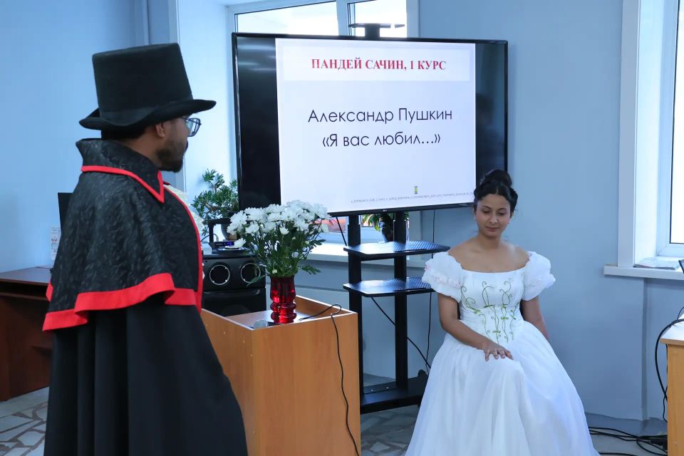 Русский язык объединяет!. Приглашаем принять участие в V Международном фестивале «Пушкинские встречи» 4 июня в КемГМУ Минздрава России для иностранных студентов состоится традиционный конкурс художественного чтения: —...