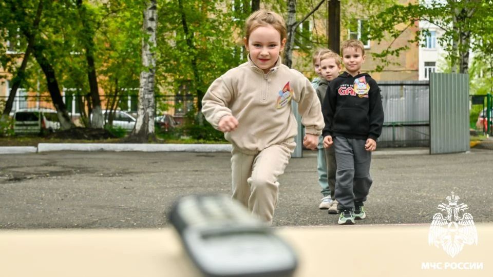 Дошколята сразились за звание «маленького спасателя» Дошколята сразились за звание «маленького спасателя»