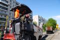 В Кемерове приступили к снятию старого асфальта на улице Веры Волошиной