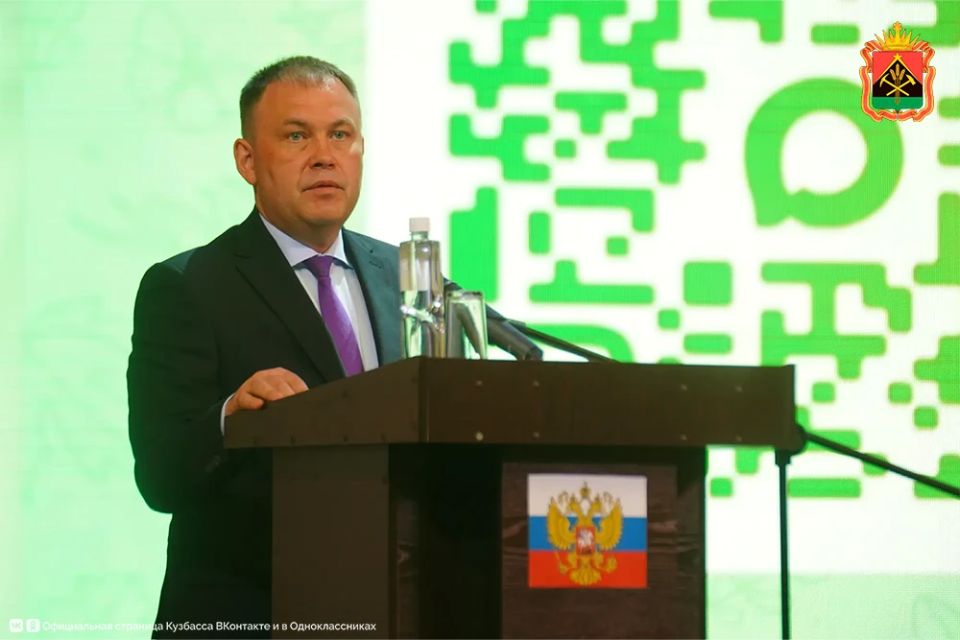 Илья Середюк: Анжеро-Судженскому городскому округу нужно активизировать работу по благоустройству и обновлению дорожной сети