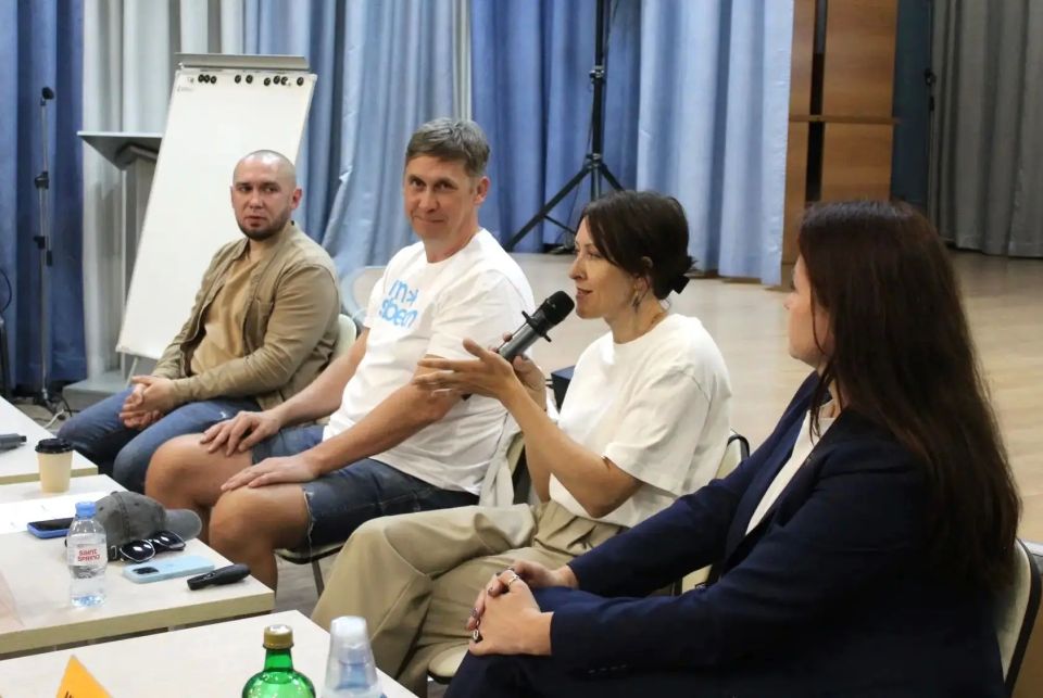 В Гоголевке состоялась «Большая городская модерация» на тему «Культурный код Новокузнецка: от наследия к будущему» В Гоголевке состоялась «Большая городская модерация» на тему «Культурный код Новокузнецка: от наследия к будущему»