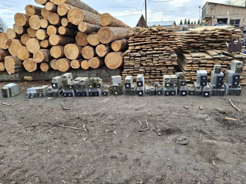 В селе Березово под видом пилорамы работала майнинговая ферма