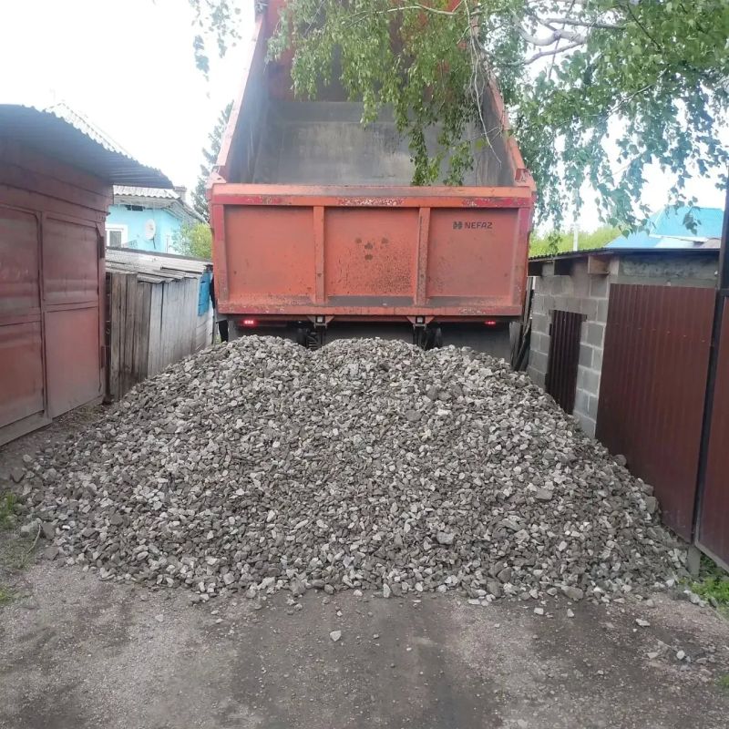 В Белове восстанавливают после паводка микрорайон "Треугольник" В Белове восстанавливают после паводка микрорайон "Треугольник"