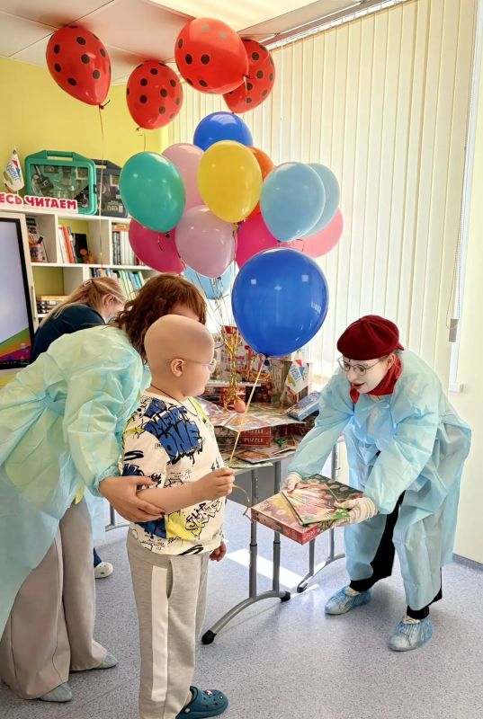 В Кузбассе маленьким пациентам устроили настоящий праздник В Кузбассе маленьким пациентам устроили настоящий праздник