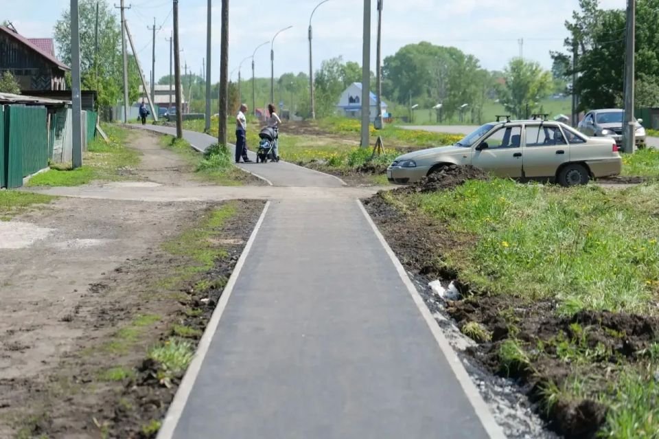 Пешеходная зона в Пионере почти готова: асфальтирование тротуара завершено Пешеходная зона в Пионере почти готова: асфальтирование тротуара завершено