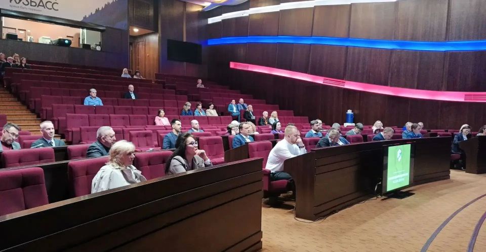 В мае депутаты Парламента Кузбасса продолжили работу на заседаниях Советов народных депутатов муниципальных образований В мае депутаты Парламента Кузбасса продолжили работу на заседаниях Советов народных депутатов муниципальных образований