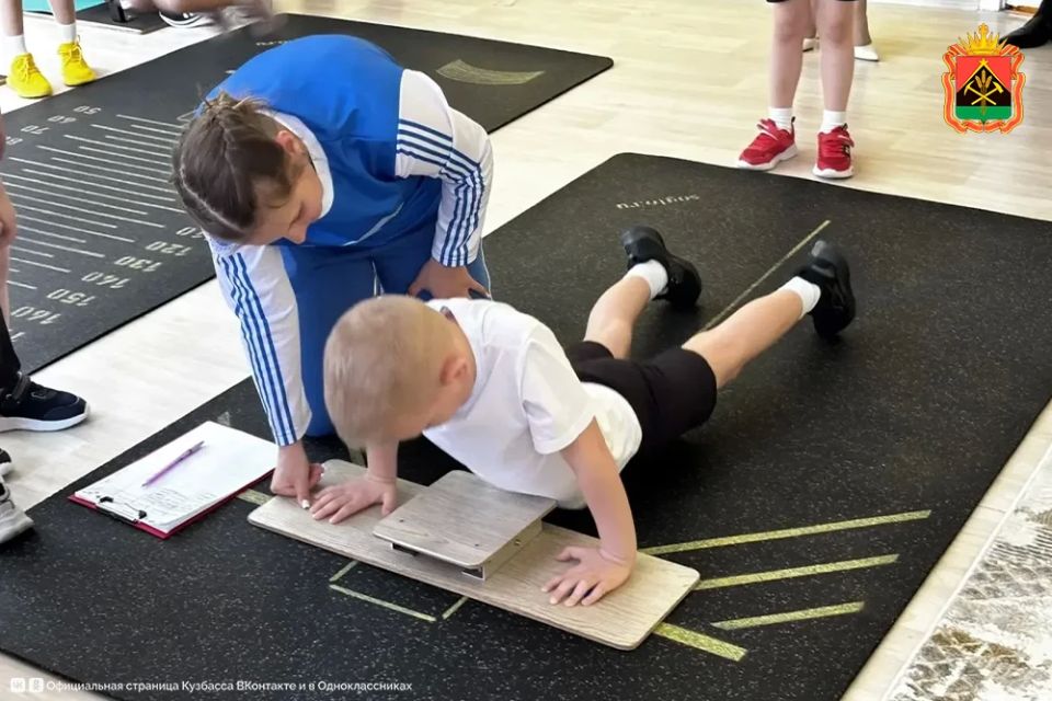 Новые объекты детского спорта открылись в Кузбассе Новые объекты детского спорта открылись в Кузбассе