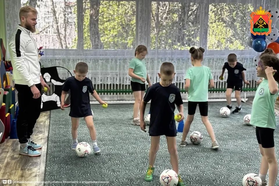 Новые объекты детского спорта открылись в Кузбассе Новые объекты детского спорта открылись в Кузбассе
