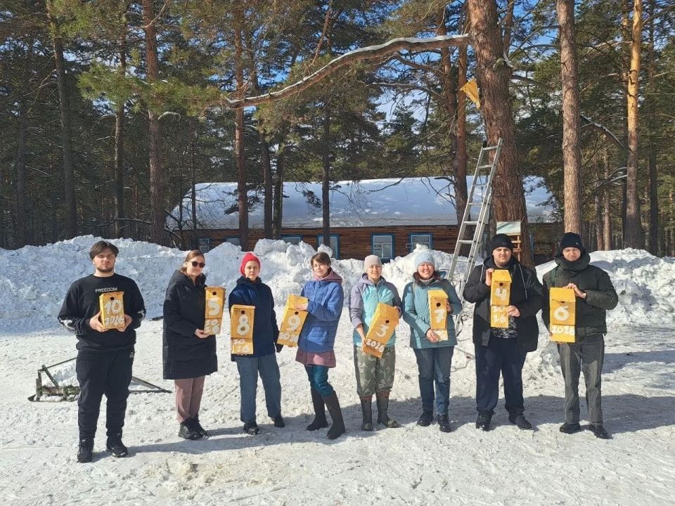 В искусственных гнездовьях, размещённых в Рудничном бору, появился первый птенец – длиннохвостая неясыть В искусственных гнездовьях, размещённых в Рудничном бору, появился первый птенец – длиннохвостая неясыть