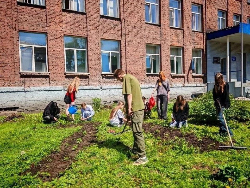 Этим летом в Новокузнецке стартовал новый формат пришкольных лагерей, ориентированный на подростков Этим летом в Новокузнецке стартовал новый формат пришкольных лагерей, ориентированный на подростков