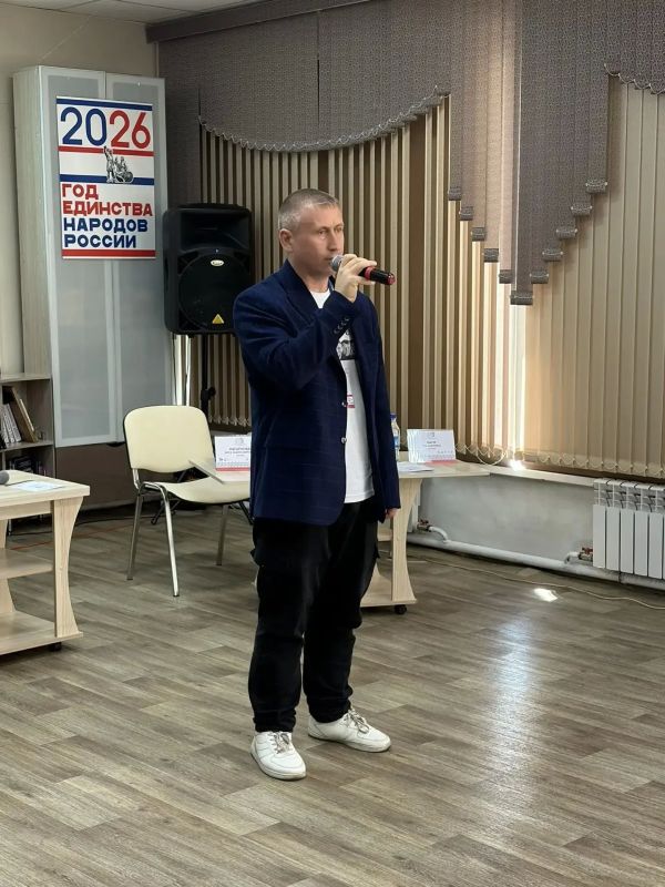 I Съезд литературных студий Кузбасса объединил 14 литературных объединений из 12 территорий Кузбасса I Съезд литературных студий Кузбасса объединил 14 литературных объединений из 12 территорий Кузбасса