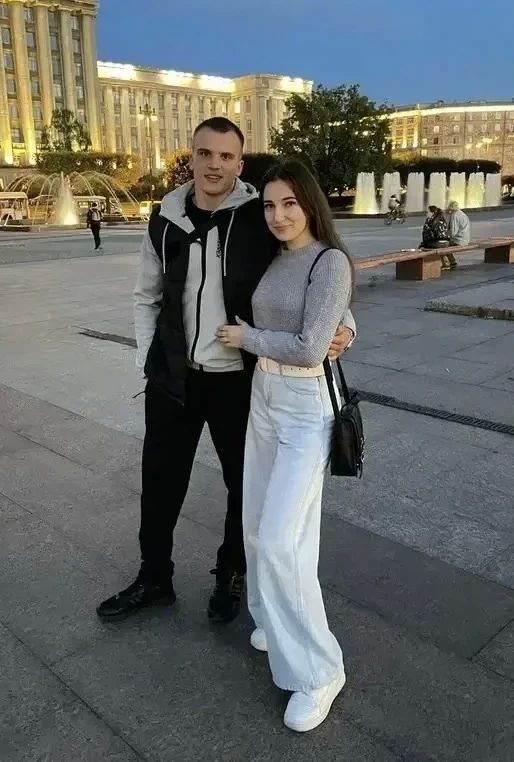 Две кузбасские пары поженятся на главном свадебном фестивале в Москве 8 июля Две кузбасские пары поженятся на главном свадебном фестивале в Москве 8 июля
