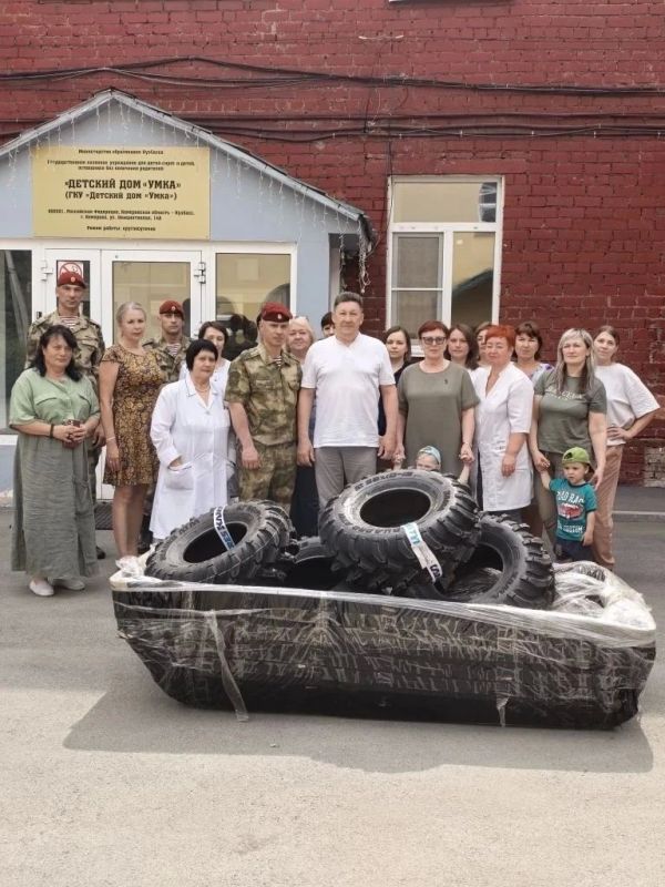 Кузбасские школьники, студенты и педагоги продолжают поддерживать участников и ветеранов спецоперации, помогают их семьям Кузбасские школьники, студенты и педагоги продолжают поддерживать участников и ветеранов спецоперации, помогают их семьям