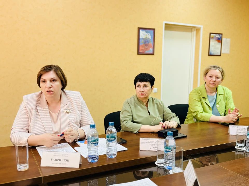 В региональном следственном управлении состоялось заседание консультативного совета по делам несовершеннолетних В региональном следственном управлении состоялось заседание консультативного совета по делам несовершеннолетних