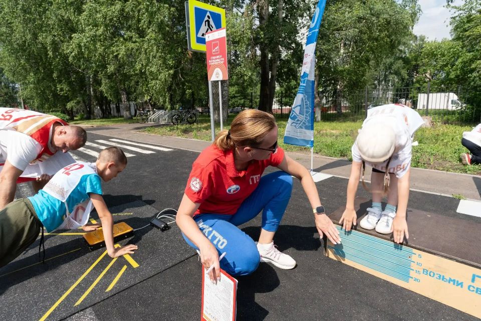 На каникулах кемеровские школьники выполняют нормы ГТО На каникулах кемеровские школьники выполняют нормы ГТО