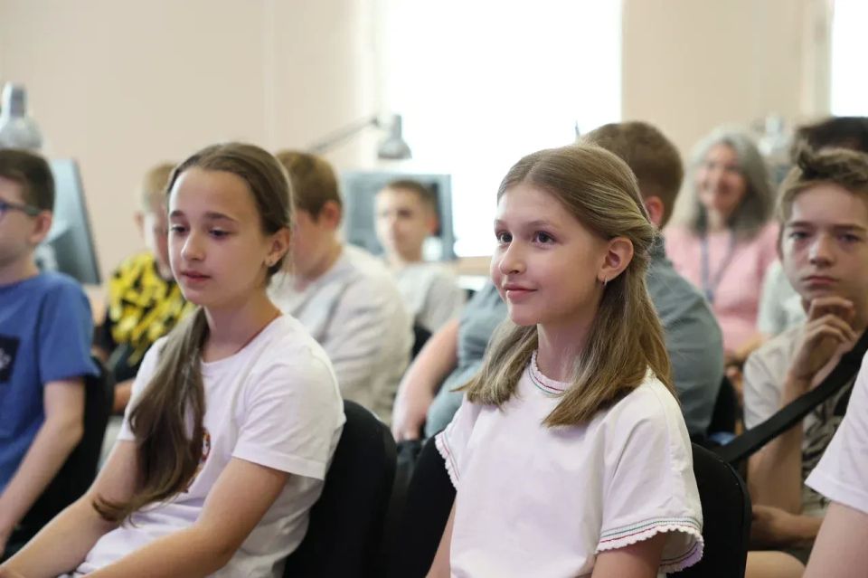 Кузбасс первым в Сибири присоединился к акции «Служу Отечеству» Кузбасс первым в Сибири присоединился к акции «Служу Отечеству»