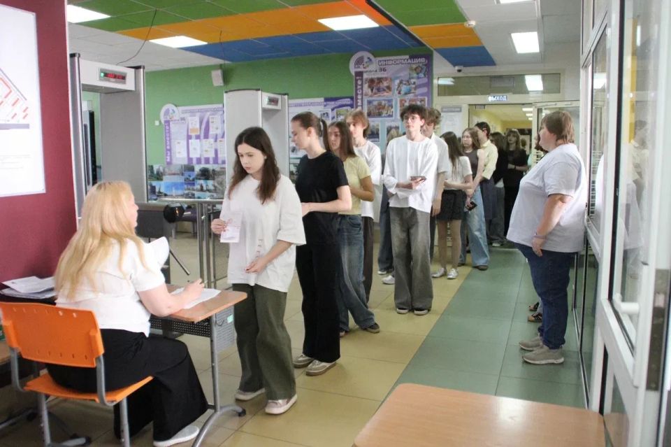 В Кузбассе продолжается мониторинг комплексной безопасности пунктов проведения ГИА В Кузбассе продолжается мониторинг комплексной безопасности пунктов проведения ГИА