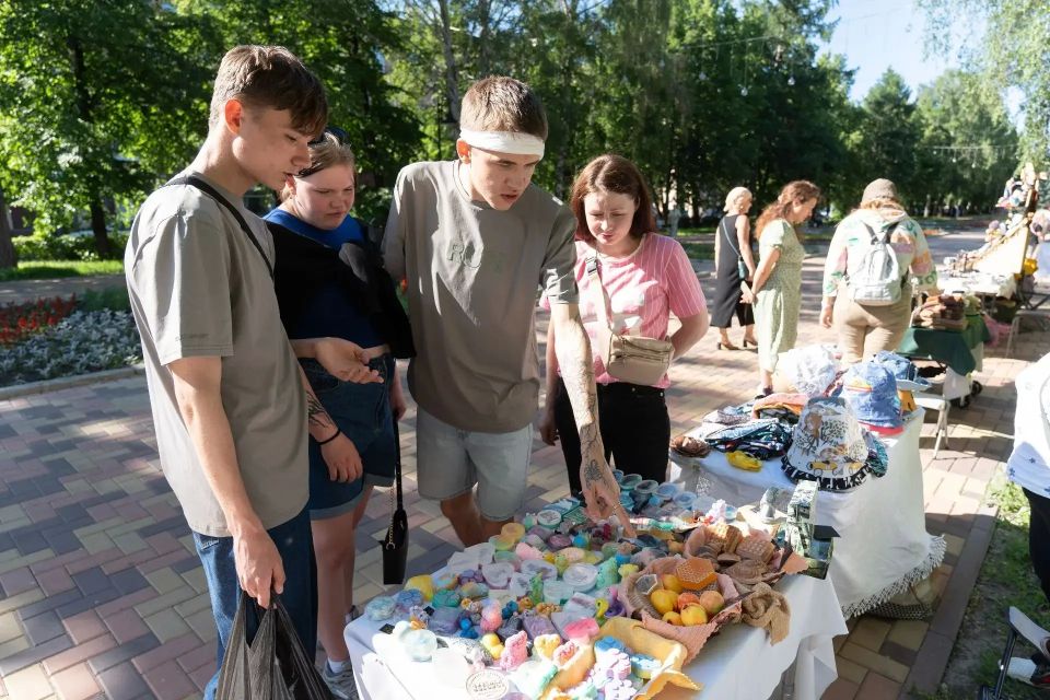 Проект «Кемеровский Арбат» встречает День народных промыслов в России Проект «Кемеровский Арбат» встречает День народных промыслов в России