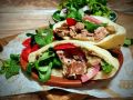 Пита с донер кебабом и айоли с черным чесноком: практичный вкус на каждый вечер