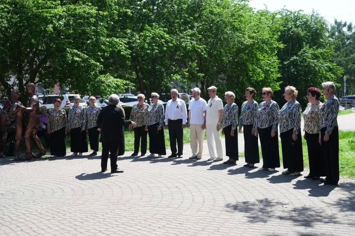 Ежегодный танцевальный марафон «В шесть часов вечера после войны» провели сегодня ветераны города Кемерово Ежегодный танцевальный марафон «В шесть часов вечера после войны» провели сегодня ветераны города Кемерово