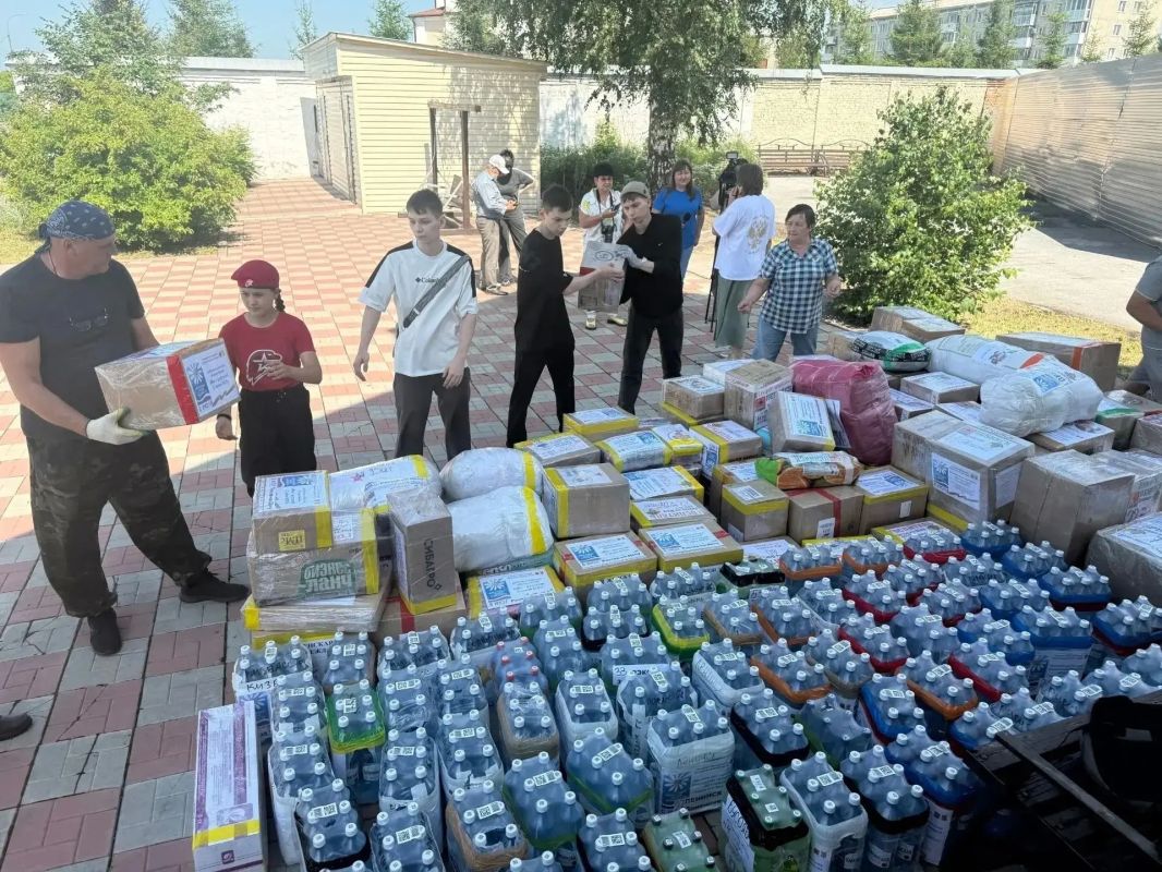 Кузбасские школьники и студенты продолжают поддерживать участников спецоперации Кузбасские школьники и студенты продолжают поддерживать участников спецоперации