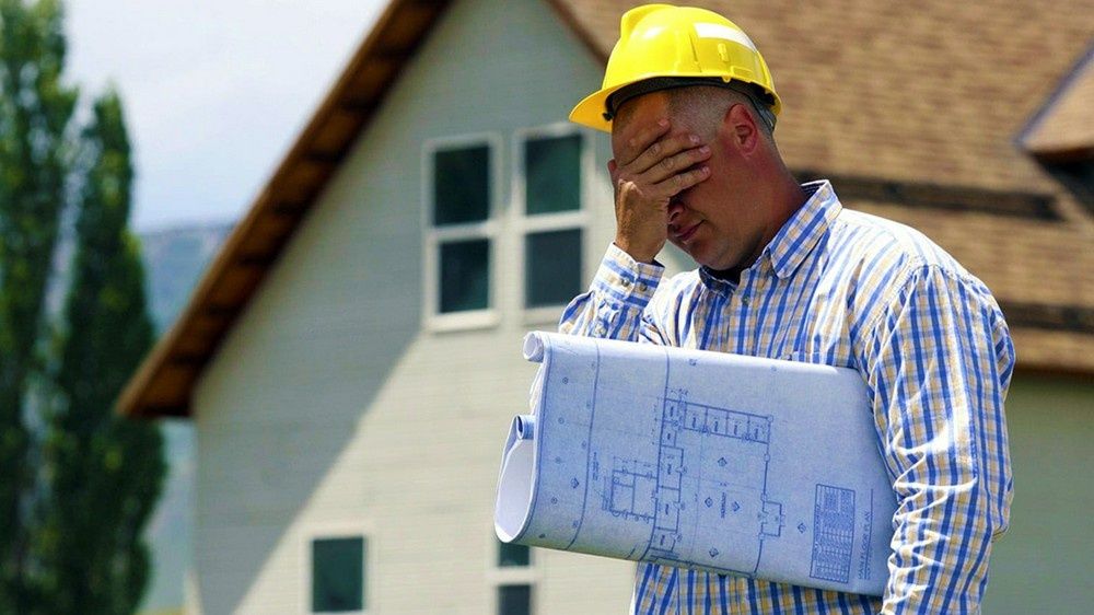 На что обратить внимание перед строительством дома: 7 опасностей