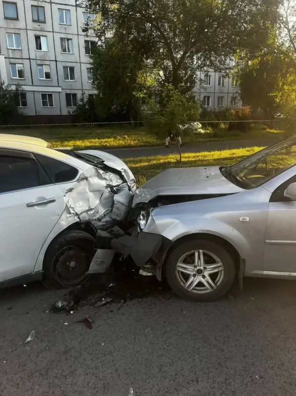 В Кемерове сотрудники Госавтоинспекции задержали нетрезвого водителя, совершившего ДТП при попытке скрыться от полицейских В Кемерове сотрудники Госавтоинспекции задержали нетрезвого водителя, совершившего ДТП при попытке скрыться от полицейских